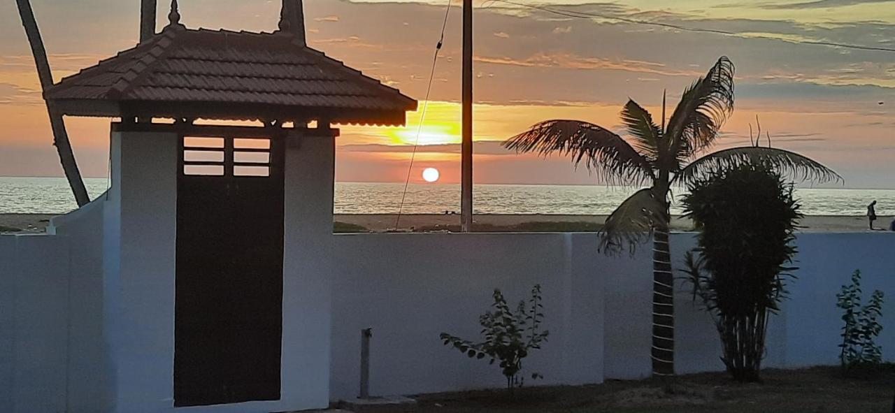 Poovar Sea View Rooms And Boating Family & Couple Only Zewnętrze zdjęcie