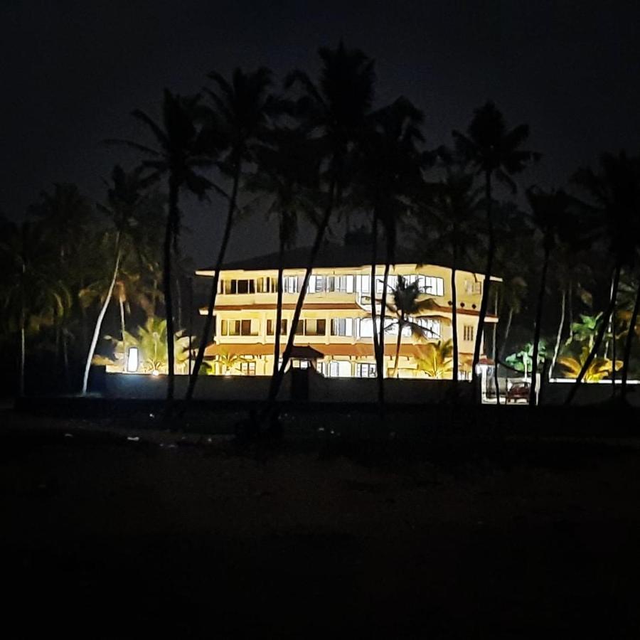 Poovar Sea View Rooms And Boating Family & Couple Only Zewnętrze zdjęcie