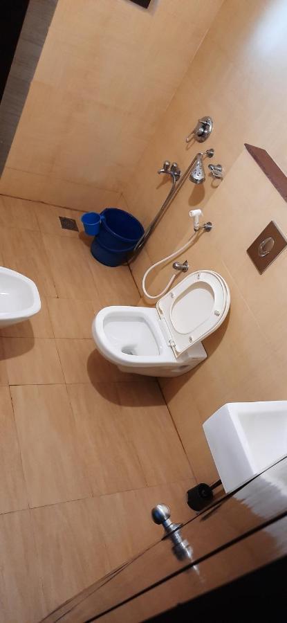 Poovar Sea View Rooms And Boating Family & Couple Only Zewnętrze zdjęcie